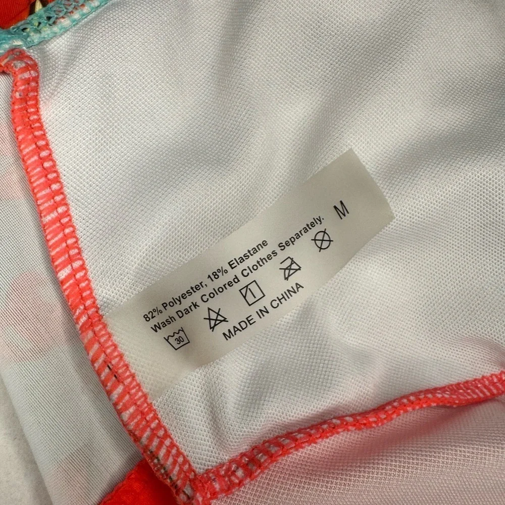 Unbranded Floral V-Neck Swimsuit Size Medium.
